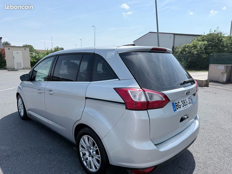 Ford Grand c Max 1.6l titanuim 121000 km fulls options garantie, 15 mois (image 4)