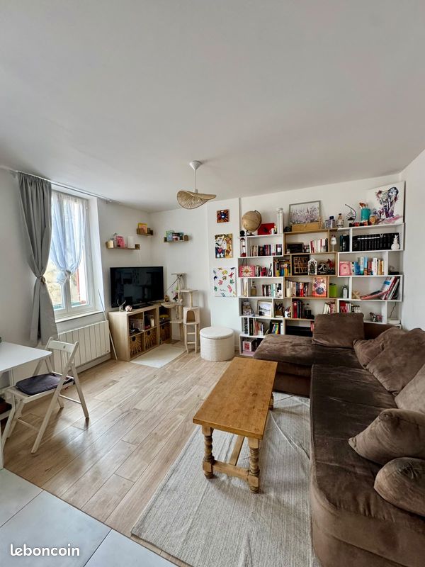 Appartement 3 pièces 46 m² · à Aubagne · 46 m² · 160 000 €