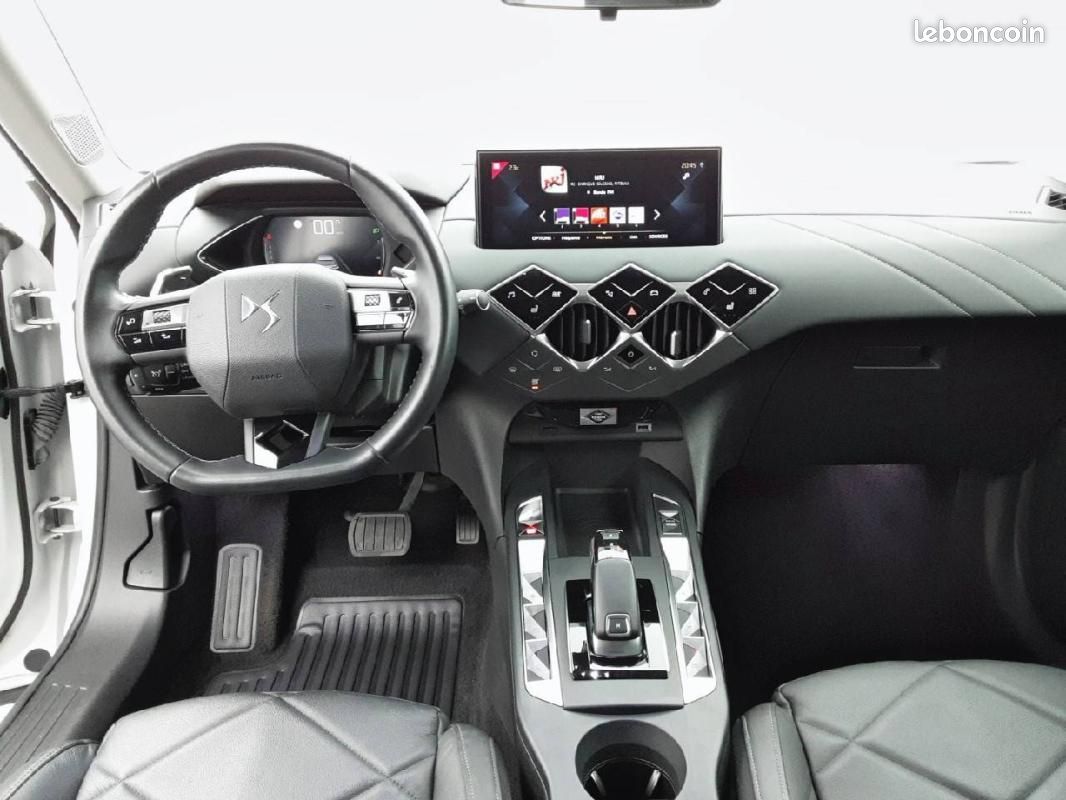 DS 3 Crossback DS3 PureTech 130 EAT8 - Connected Chic (image 8)