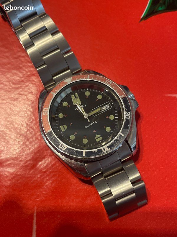 Montre De Plongée Vintage M.R.P Monnin Automatique - Boîtier 42mm Acier, Cadran Noir - Années 60