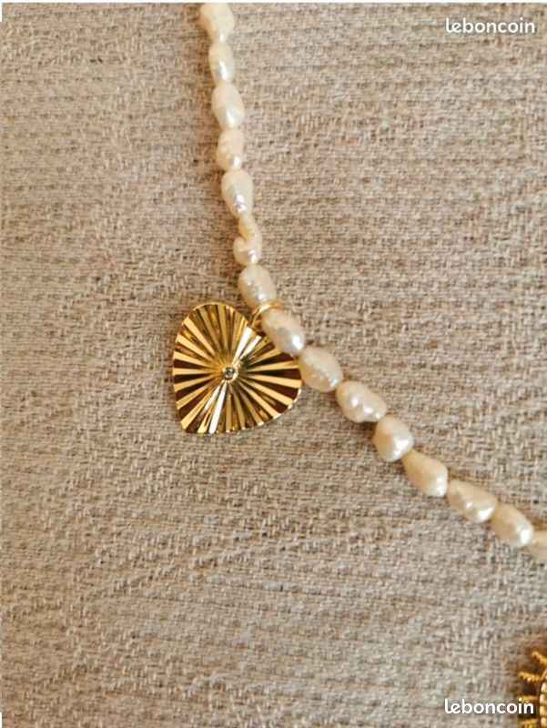 Collier perles de culture "grain de riz" neuf pampilles cœur carte tarot lune strass ex voto milagros acier doré creation (image 2)
