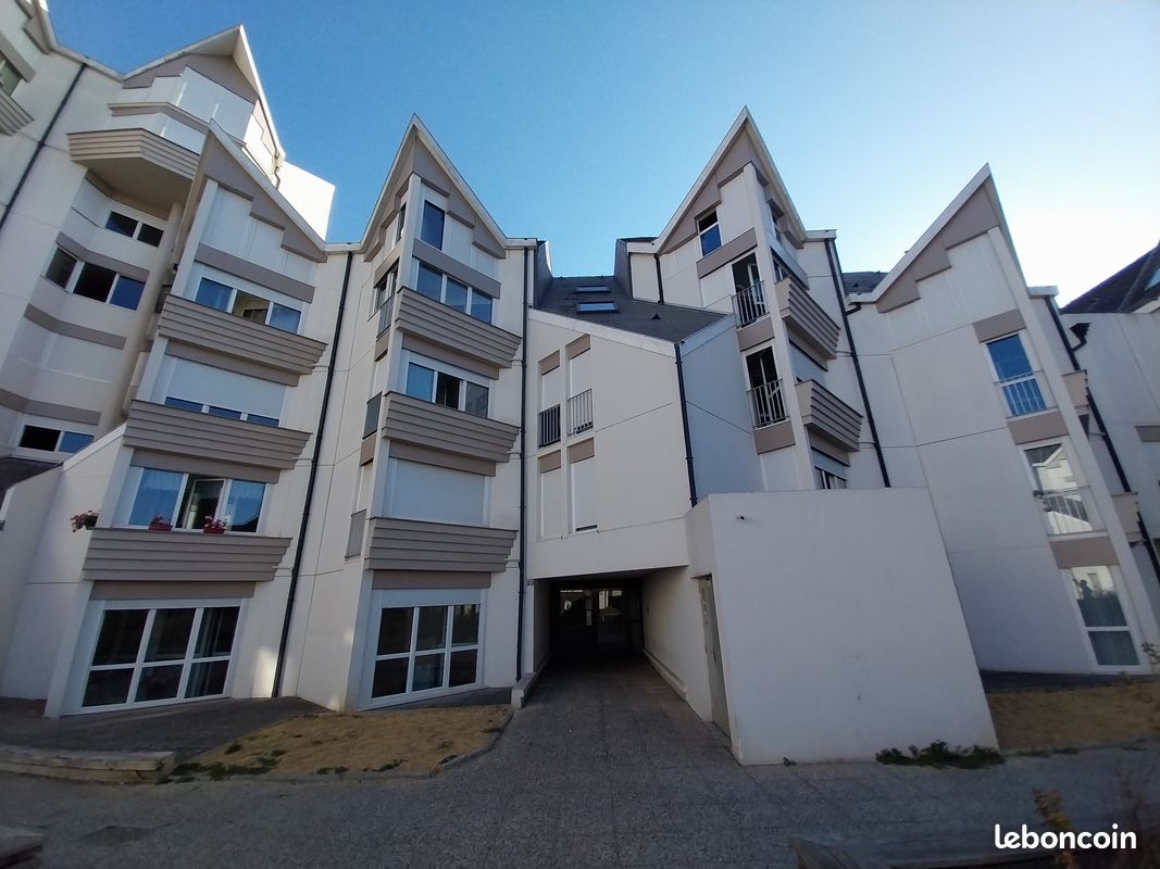 Appartement 4 pièces 116 m² · à Reims · 116 m² · 954 €