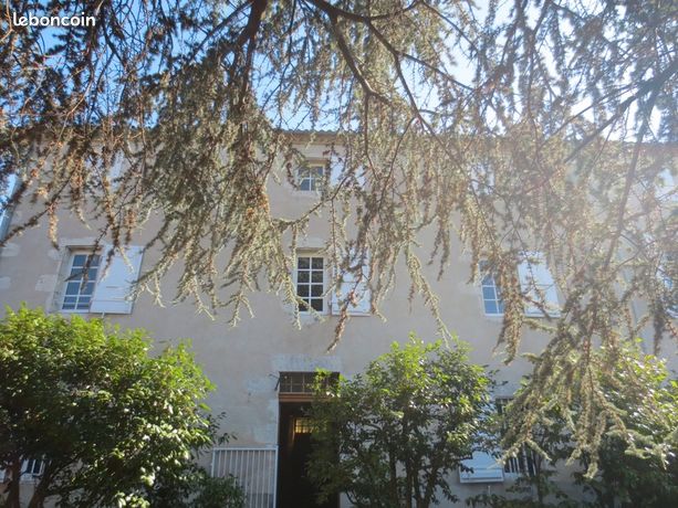 Maison 10 pièces 290 m²