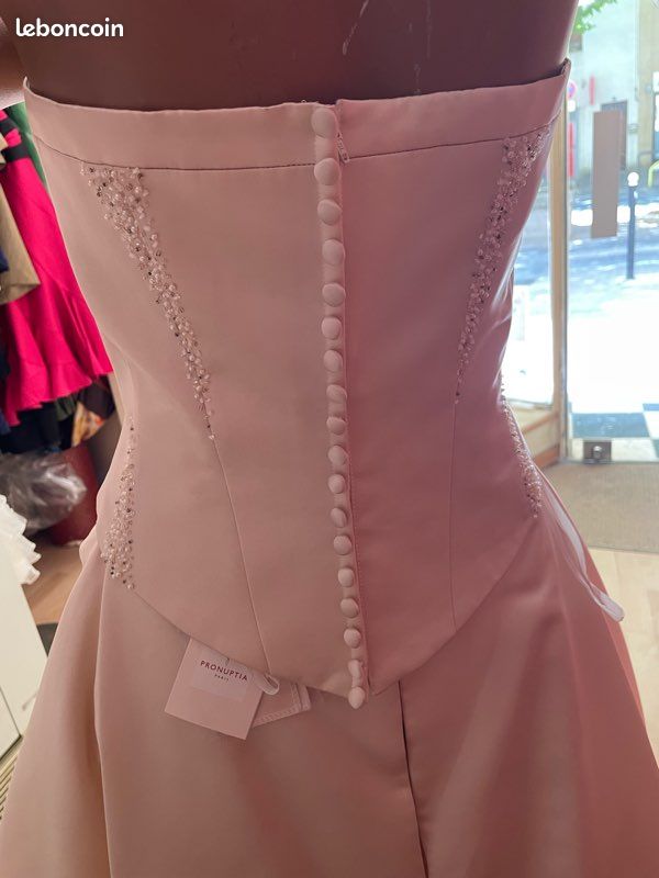 Robe de mariée Vêtements