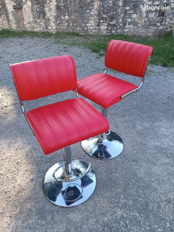 Tabouret de bar rouge simili cuir (image 1)