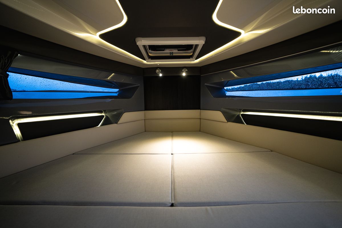 Navan S30 (2026) - 2 x 250 CV V8 Mercury Verado - NEUF DISPONIBLE (image 5)
