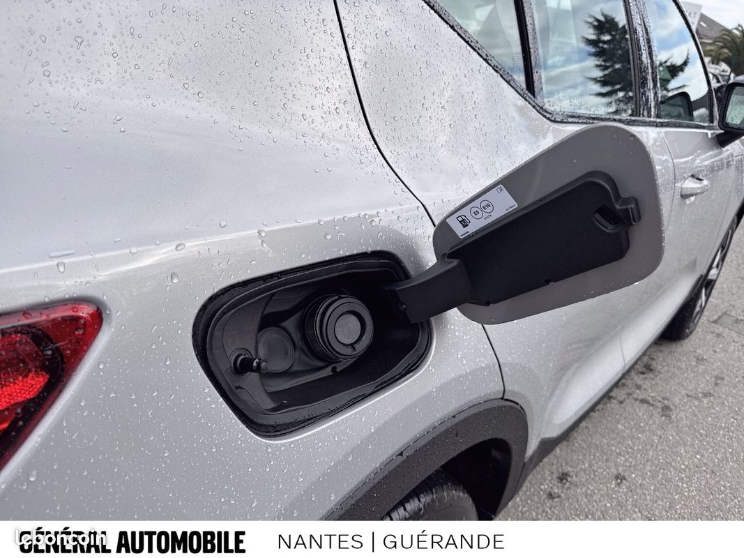 VOLVO XC40 B3 163 ch DCT7 Ultra (image 8)