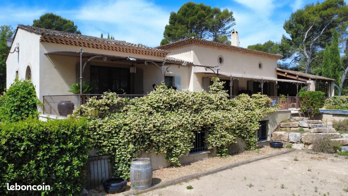Maison 5 pièces 180 m² · à Le Thoronet · 180 m² · 995 000 €