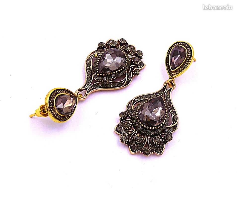 Boucles d'oreilles théâtre, cristal, métal doré (image 4)