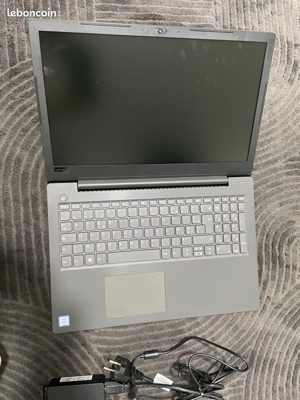 PC Portable Lenovo V130-15IBK 15.6" Gris - Occasion Fonctionnel - SANS Disque Dur Ni Chargeur