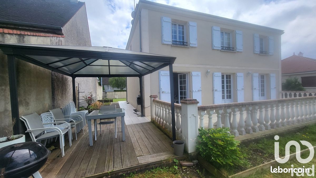 Maison 5 pièces 170 m² · à Amilly · 170 m² · 308 000 €