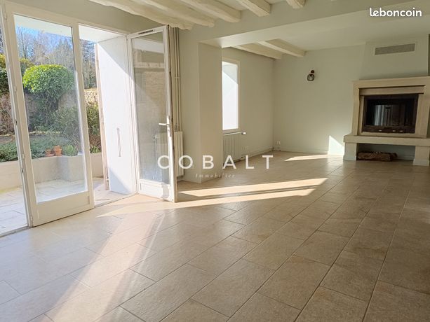 Propriété 6 pièces 192 m²