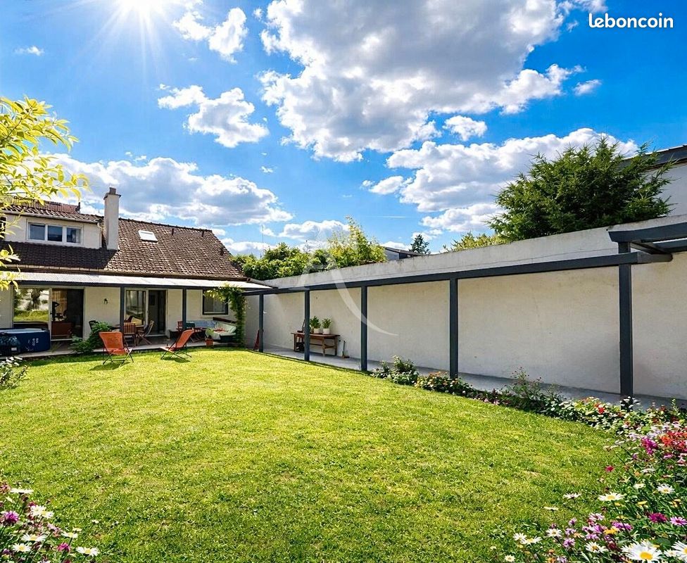 Maison 6 pièces 162 m² · à Fontenay-sous-Bois · 162 m² · 995 000 €