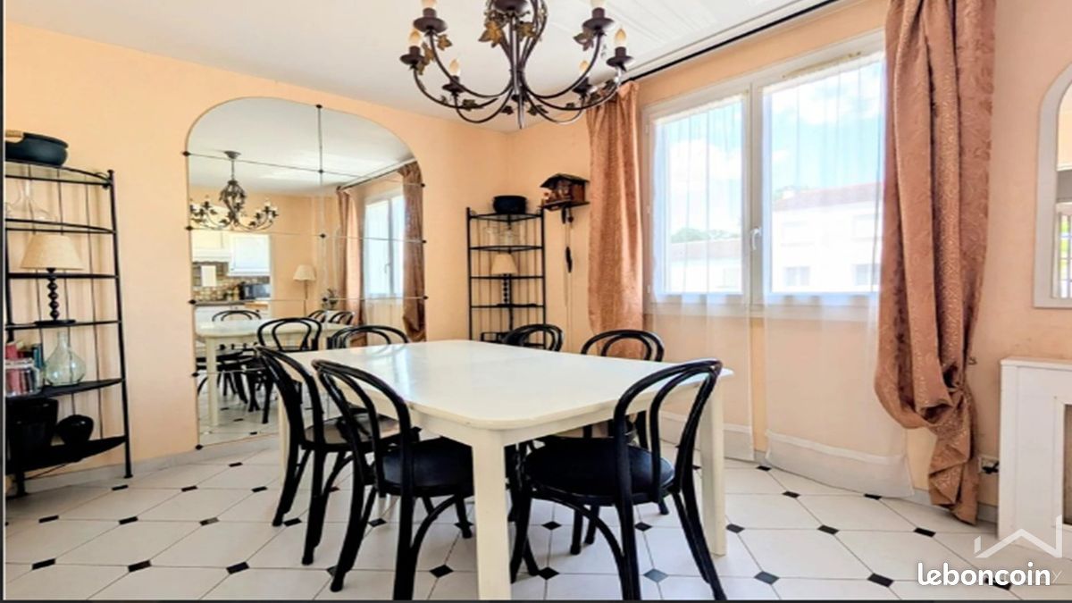 Maison 6 pièces 131 m² · à Plaisir · 131 m² · 320 000 €