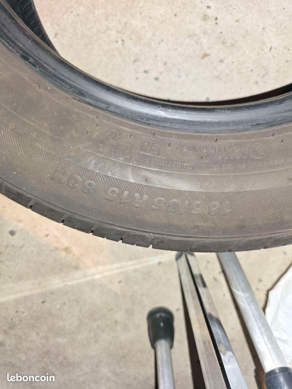 [Vente] Pneu été 185/65 R15 88H (image 2)