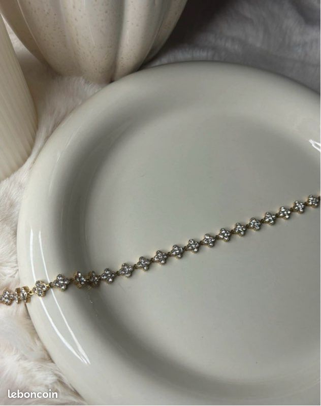 Collier fleur doré – acier inoxydable (image 5)