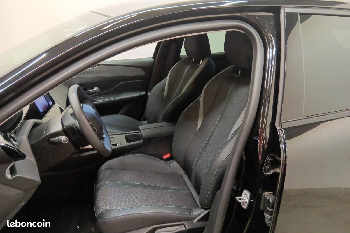 Peugeot 308 PureTech 130ch S&S EAT8 Allure Pack (image 8)