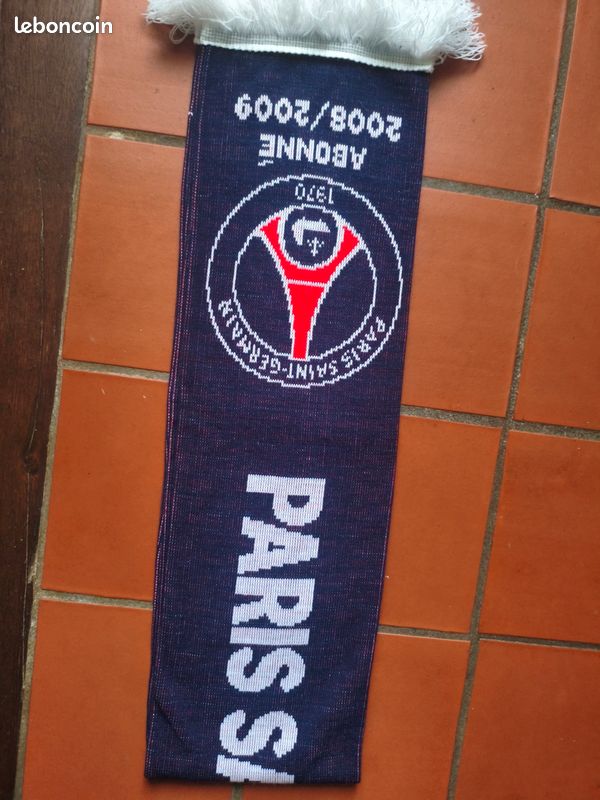 Paris Saint-Germain Gloves & Scarves Fashion Accessories