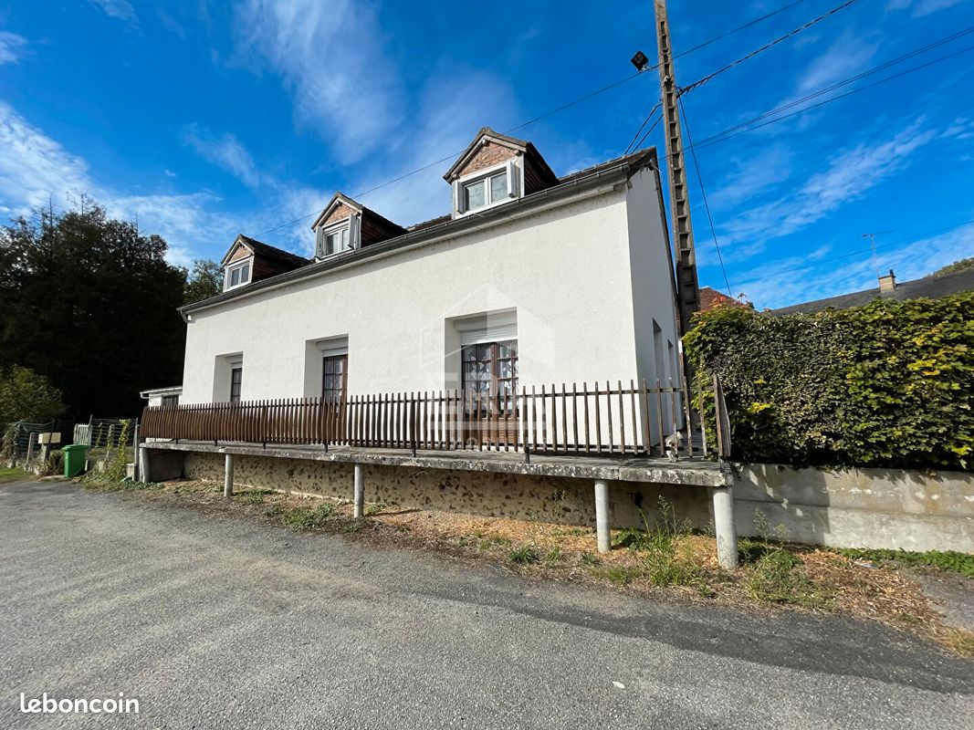 Maison 7 pièces 137 m² · à Nogent-le-Rotrou · 137 m² · 150 000 €