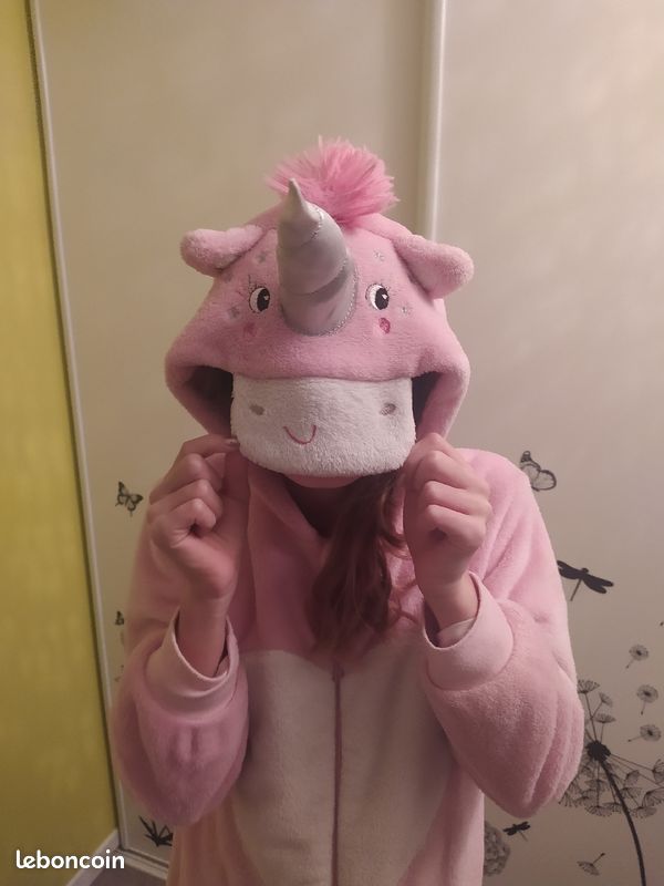 Combi combinaison licorne 10ans (image 1)