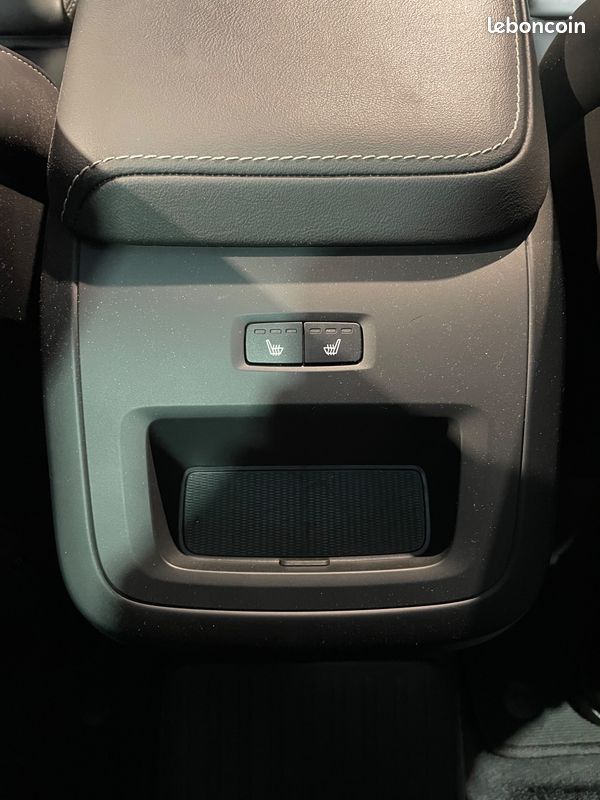 VOLVO XC60 T8 455Ch POLESTAR - 1 ère main - Historique VOLVO - Carplay - Attelage - Marches Pieds (image 28)