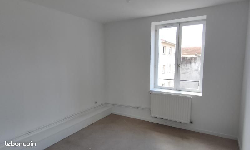 Appartement 2 pièces 53 m² · à Le Chambon-Feugerolles · 53 m² · 331 €/mois