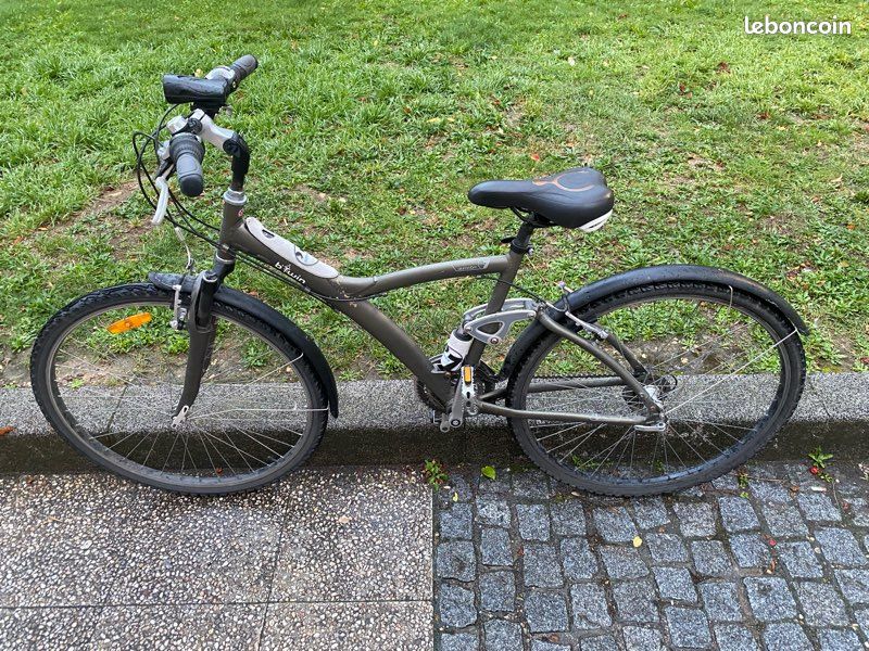 Vélo adulte btwin 26 pouces Vélos