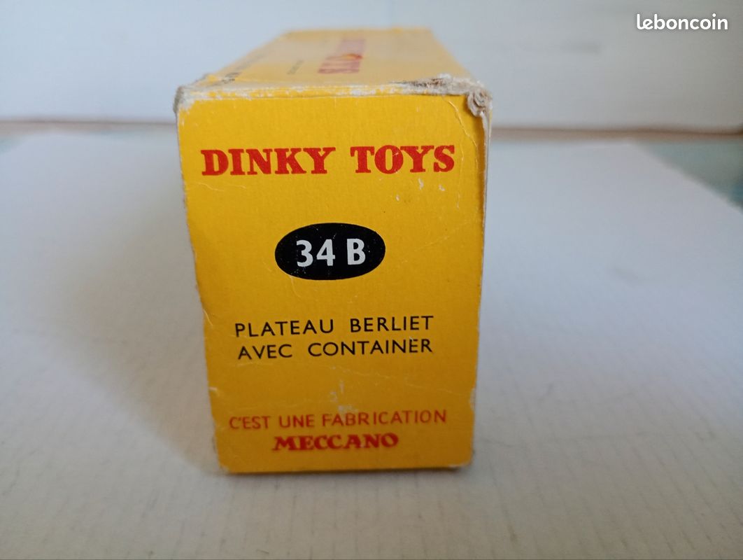 DINKY TOYS 34B Plateau Berliet Avec Containeur, Etat Neuf, Avec Boîte