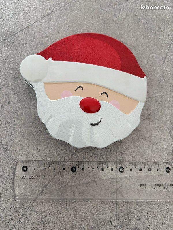 Boîte en métal père Noël (image 2)