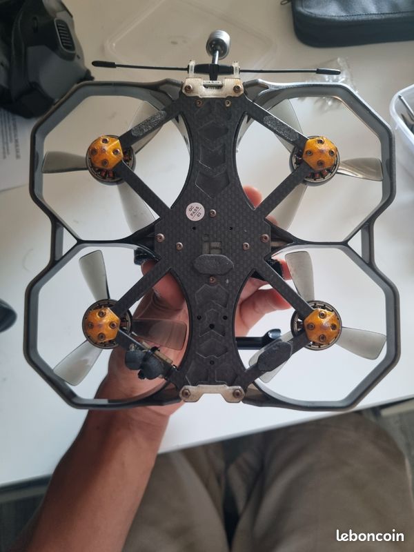 Drone fpv protek35 HD 6s + batteries (image 3)