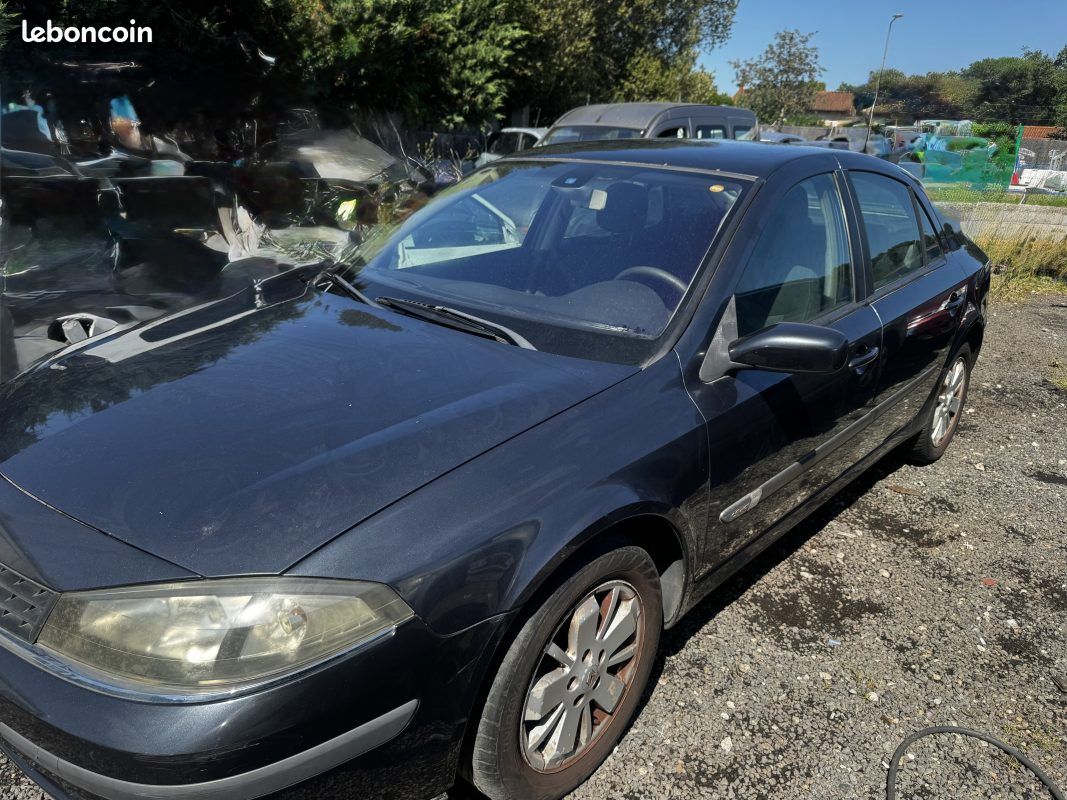 Renault laguna pack authentique 1.9dci 110 2007 (image 1)