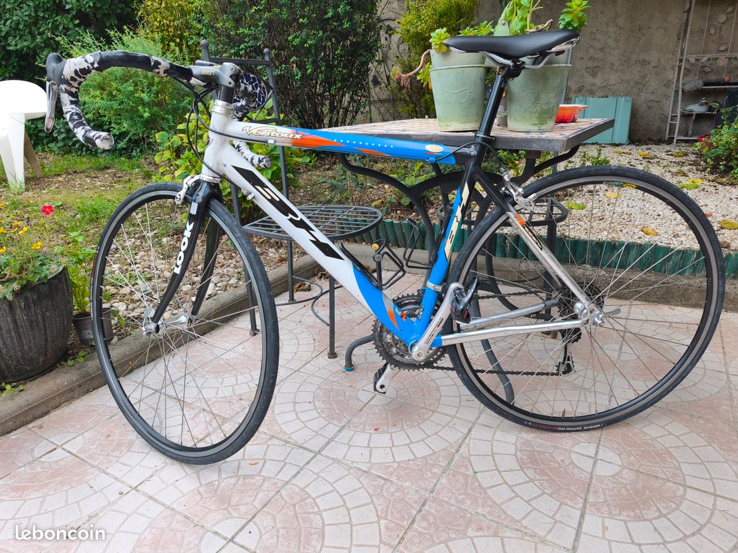 Location Vélo Ventoux Course Velo Séjour Le Tour Du Ventoux à Vélo