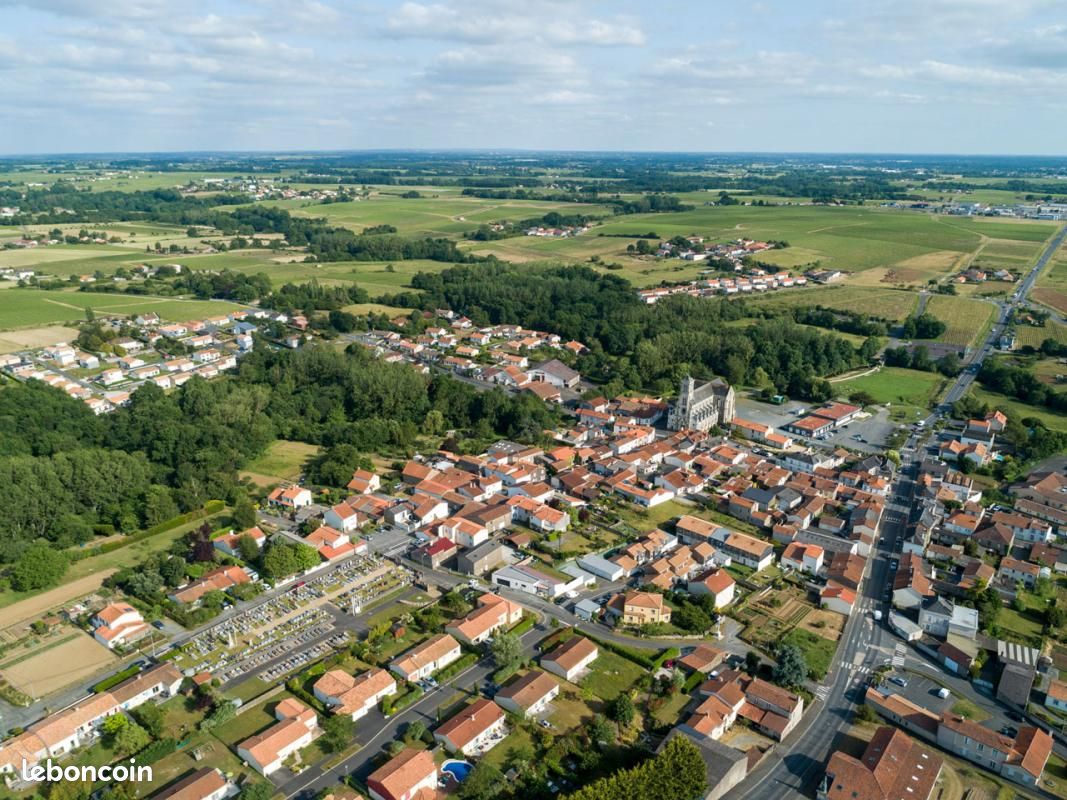 Terrain 303 m² Mouzillon · 62 000 €