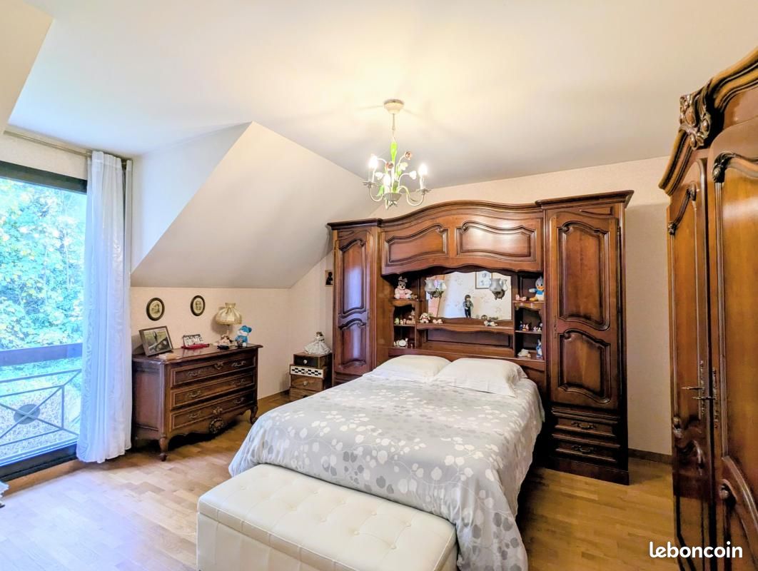 Maison 7 pièces 203 m² (image 15)