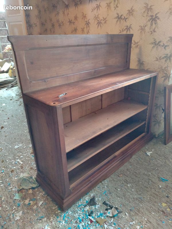 Buffet à portes vitrées (image 13)