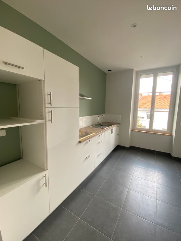 Appartement 3 pièces 80 m² · à Cholet · 80 m² · 690 €/mois