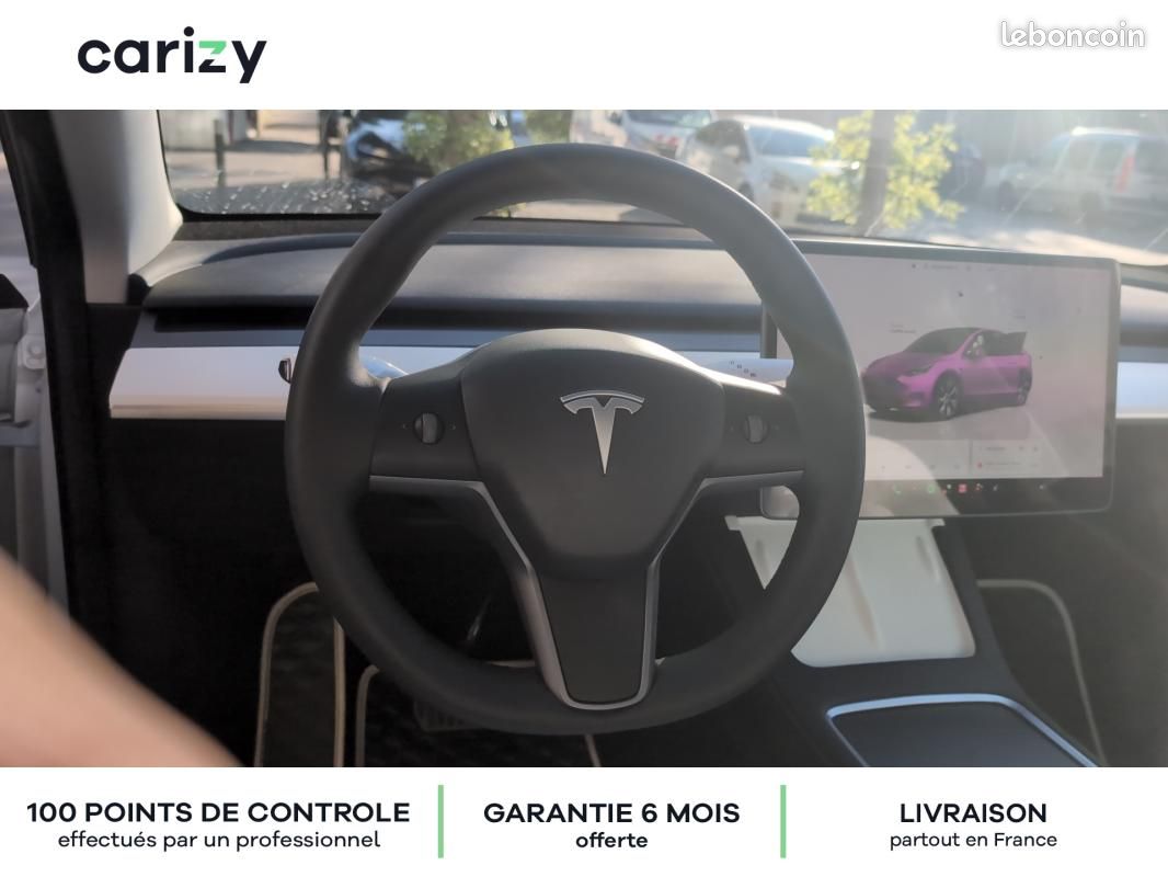 Tesla Model Y Standard RWD (image 19)