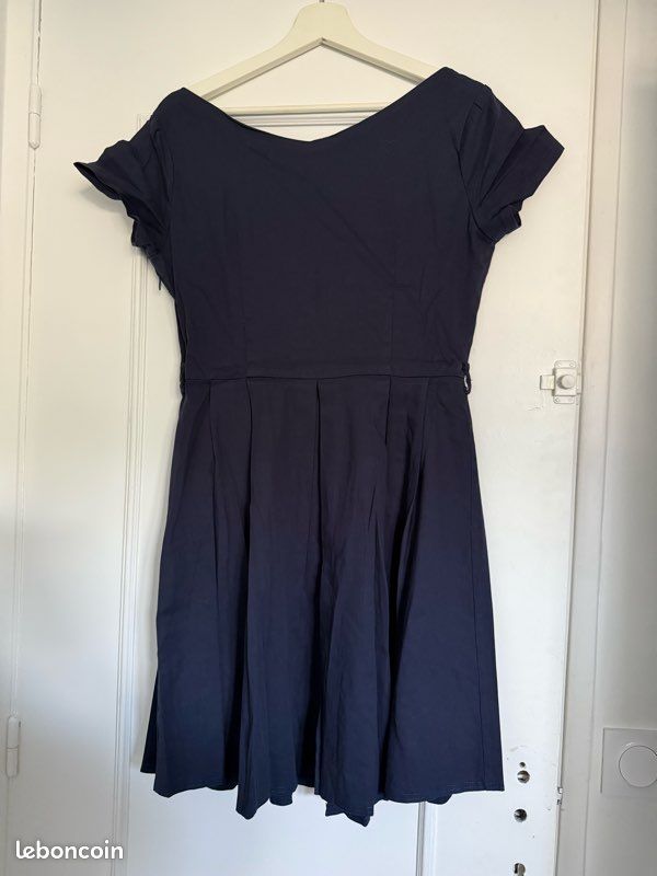 Robe rétro Lindy Bop taille 42 Vêtements