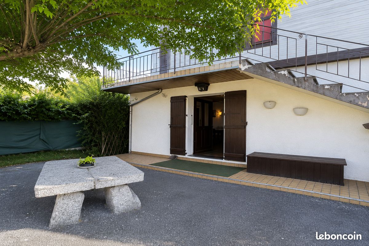 Appartement 4 pièces 112 m² · à Passy · 112 m² · 290 000 €