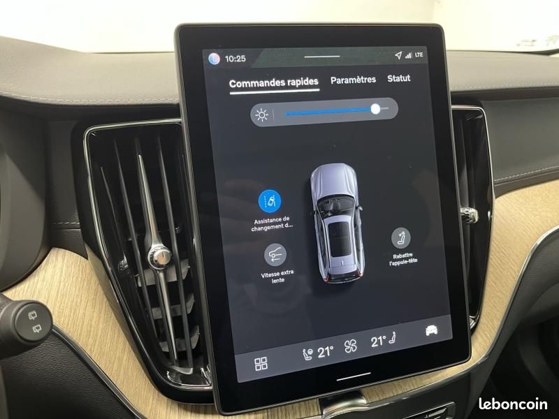 Volvo XC60 T6 Hybride Rechargeable 253 + 145ch Ultra Style Dark Geartronic 8 AWD (image 21)