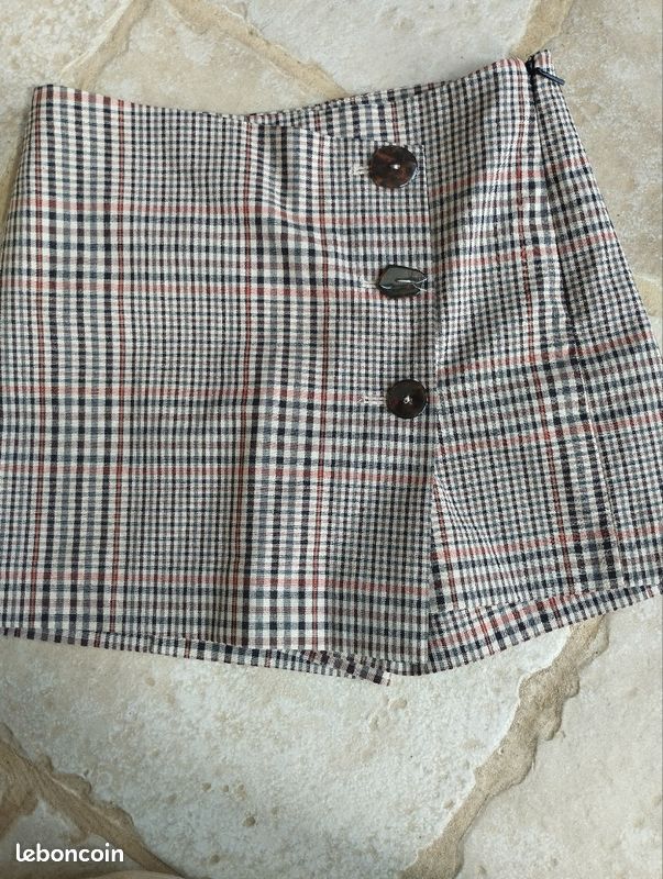 Jupe short 34 (image 1)
