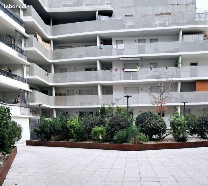 Appartement 1 pièce 29 m² · à Marseille · 29 m² · 650 €/mois