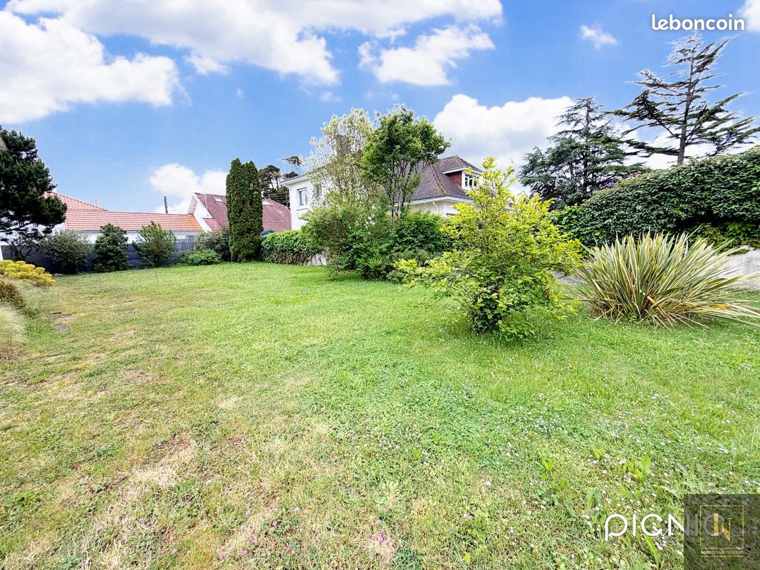 Terrain 335 m² · à Pornic · 335 m² · 336 000 €