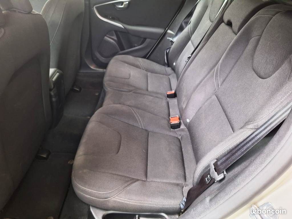 V40 d2 120ch business (image 4)