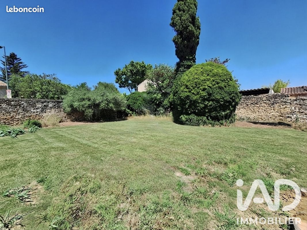 Terrain 380 m² · à Bezouce · 380 m² · 115 000 €