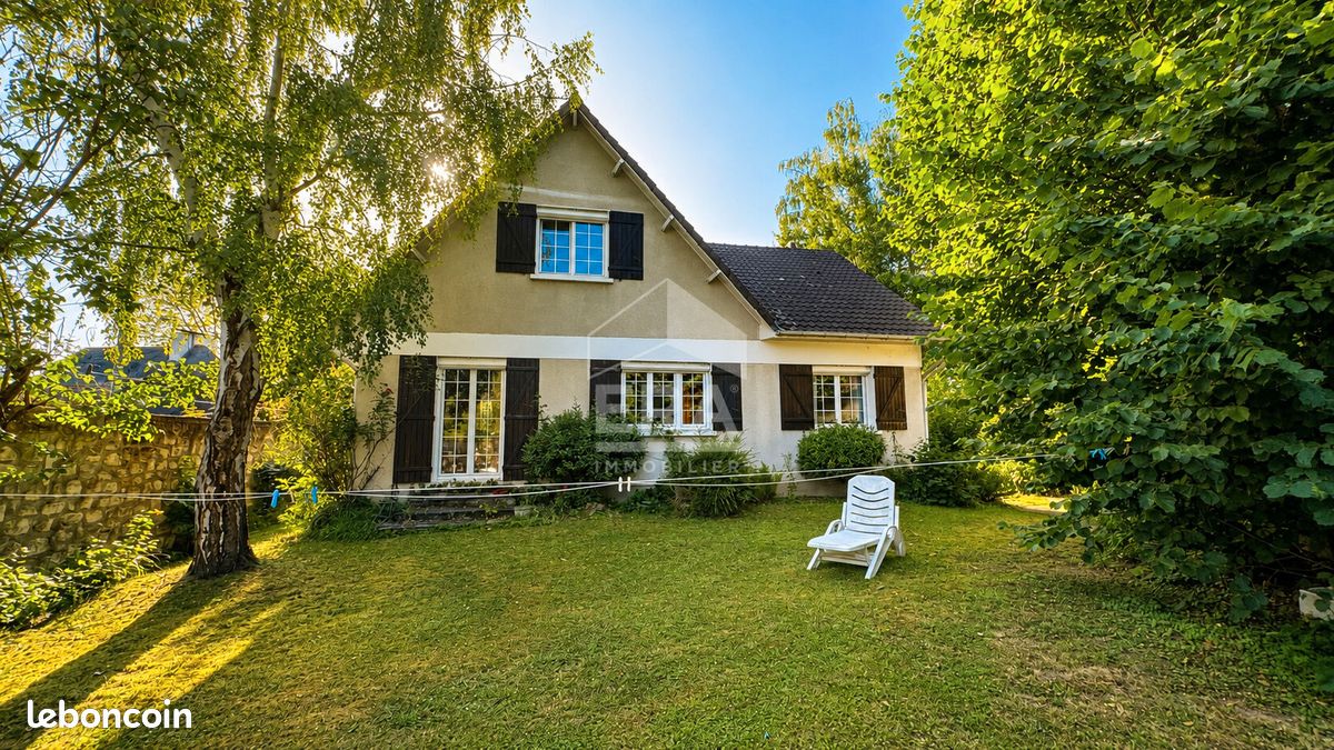 Maison 6 pièces 132 m² · à Luzarches · 132 m² · 438 000 €