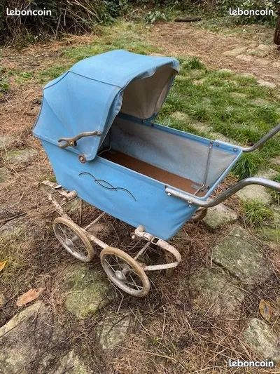 Landau poupée dans jouets et jeux anciens