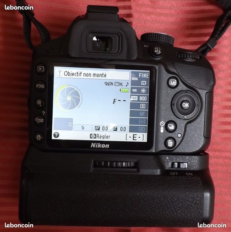 NIKON D3200 + zooms AF-S 18/55 et 55/200 + grip + sac (image 2)