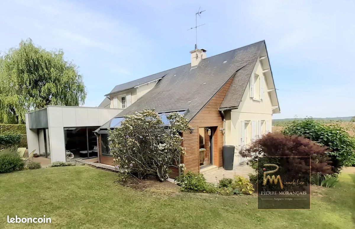 Maison 8 pièces 264 m² · à La Chapelle-Saint-Aubin · 264 m² · 399 000 €