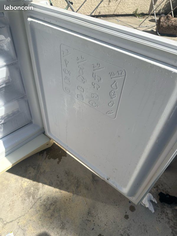 Réfrigérateur congélateur indesit (image 9)